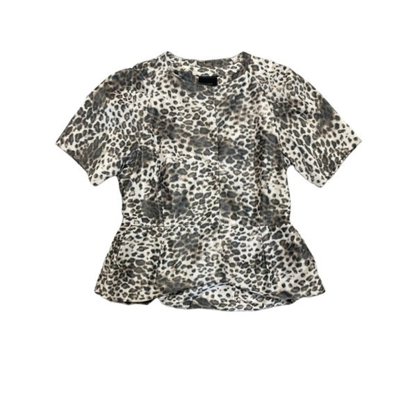BCBGMaxAzria Tops - BCBGMaxAzria Leopard Print Peplum Short Sleeve Jacket